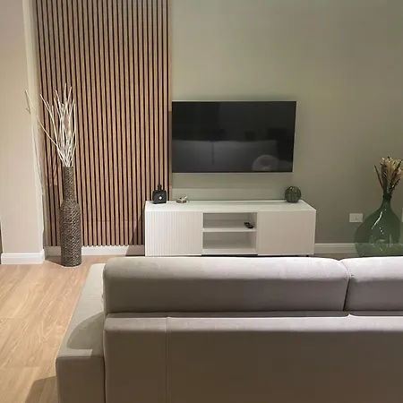 Carducci House Apartment Asti