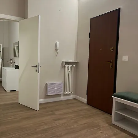 Apartment Carducci House Asti