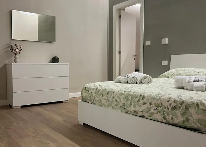 Carducci House * Asti